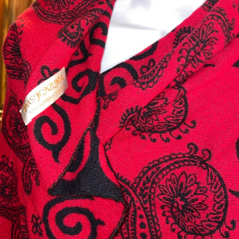 Reversible pashmina wrap vest
